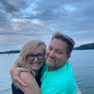 Meet your Posher, Sharon